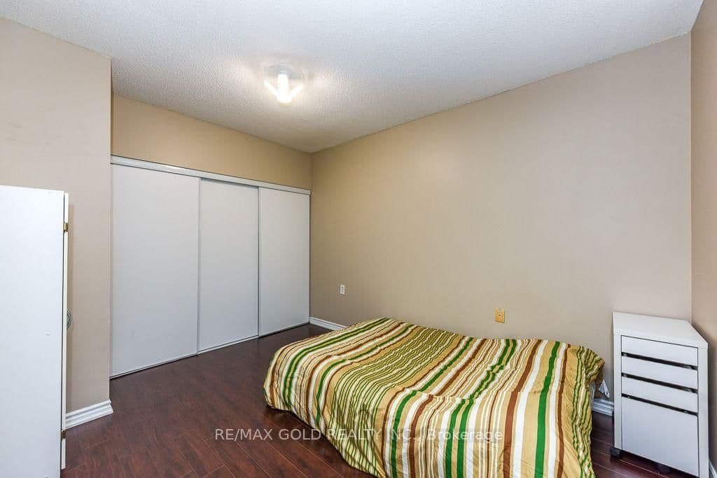 200 Burnhamthorpe Road, Unit 1003 thumbnail 22
