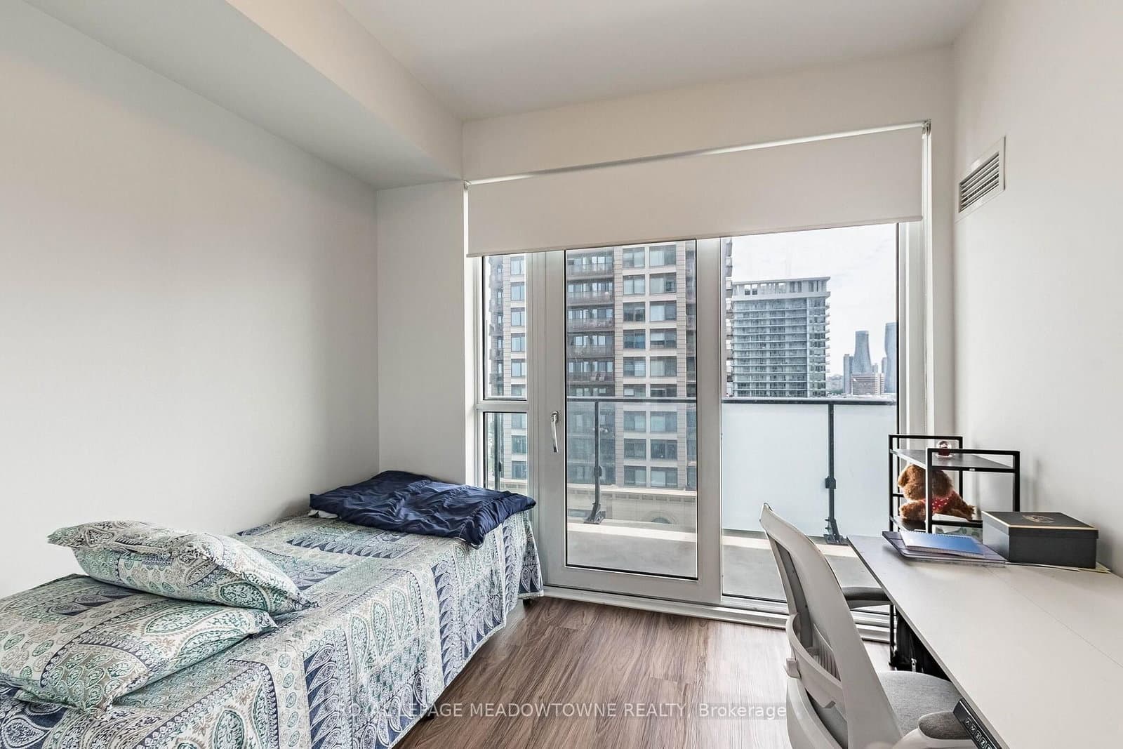 430 Square One Drive, Unit 1202 thumbnail 13