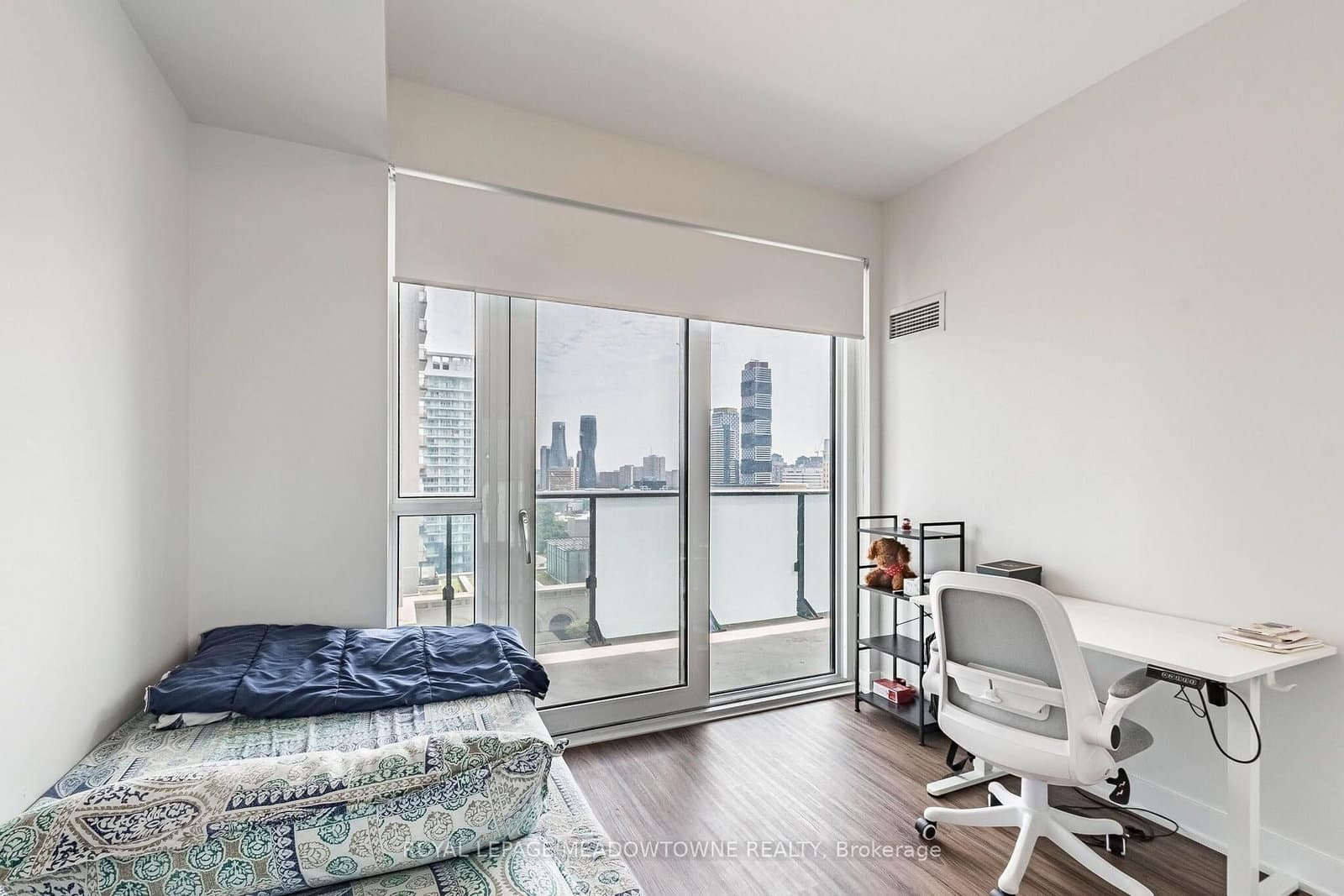 430 Square One Drive, Unit 1202 thumbnail 14