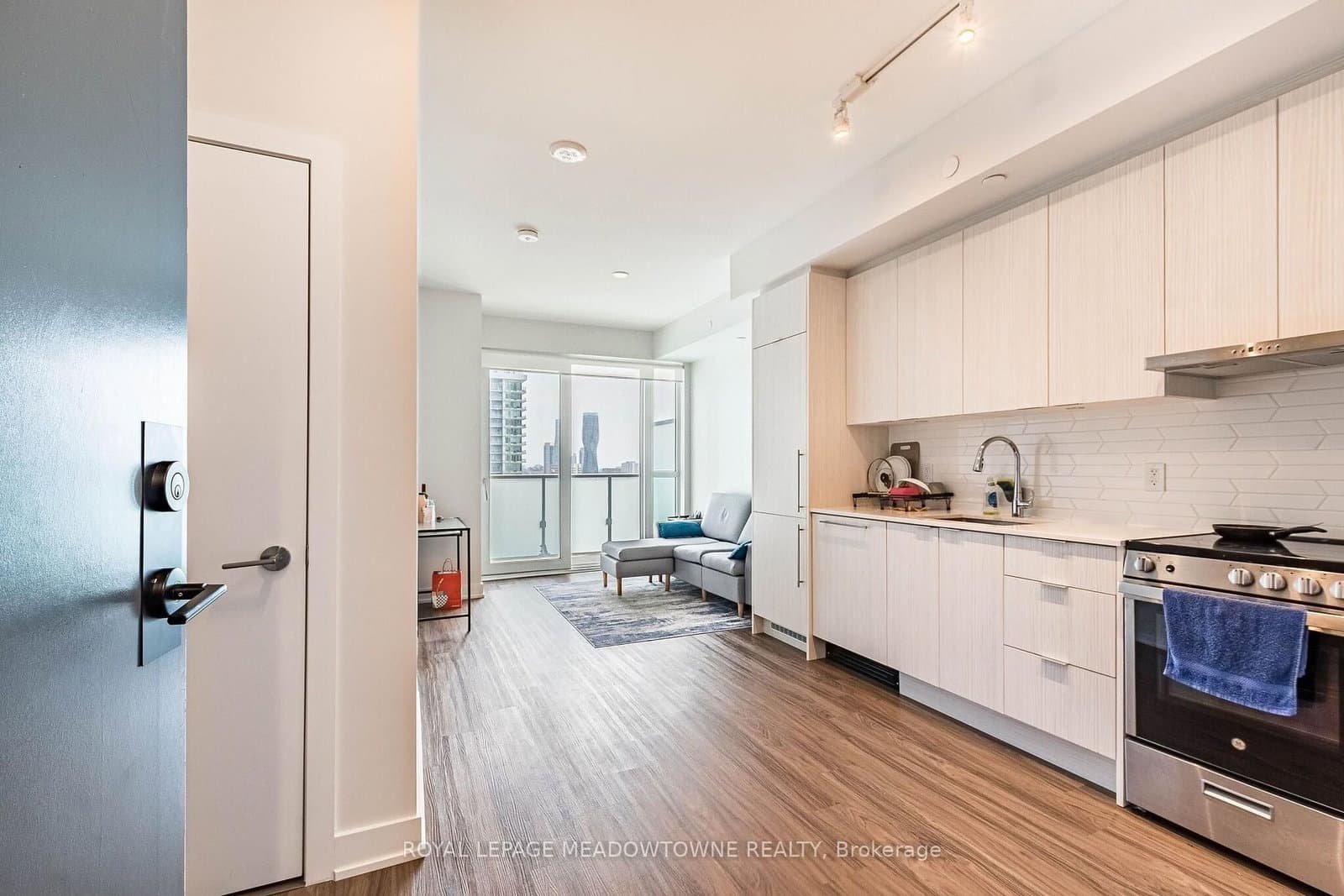 430 Square One Drive, Unit 1202 thumbnail 4