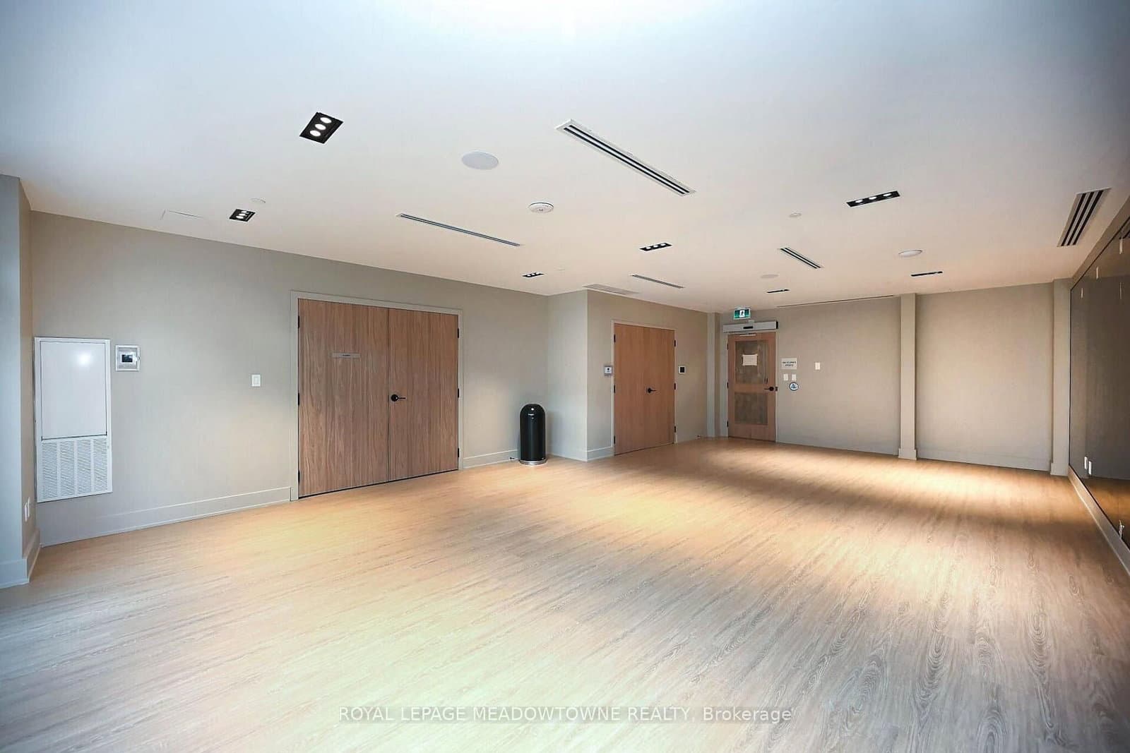 430 Square One Drive, Unit 1202 thumbnail 42