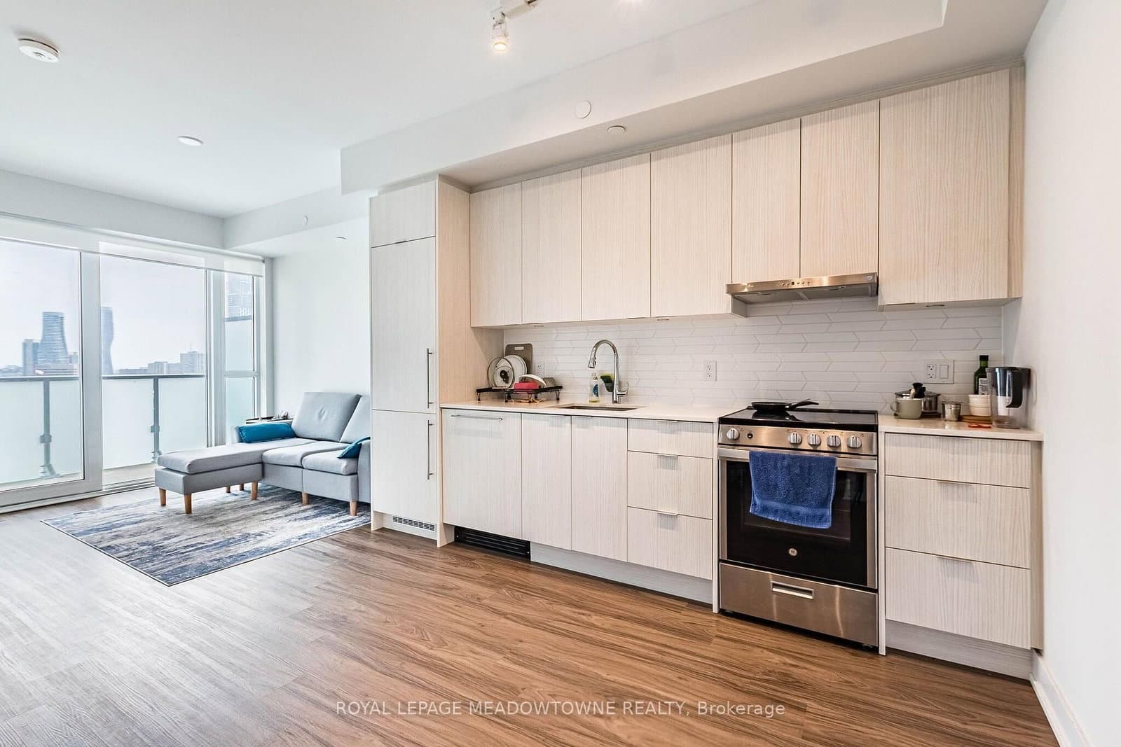 430 Square One Drive, Unit 1202 thumbnail 6