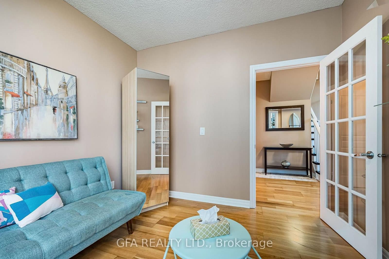 3939 Duke Of York Boulevard, Unit 306 thumbnail 14