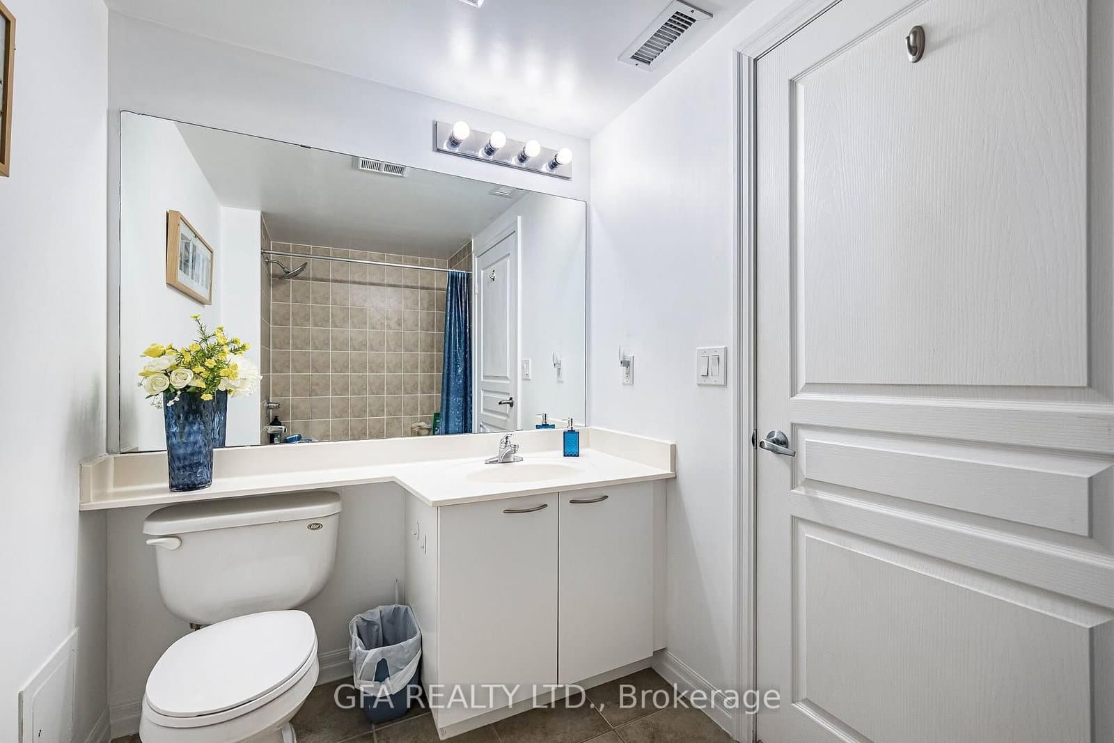 3939 Duke Of York Boulevard, Unit 306 thumbnail 24