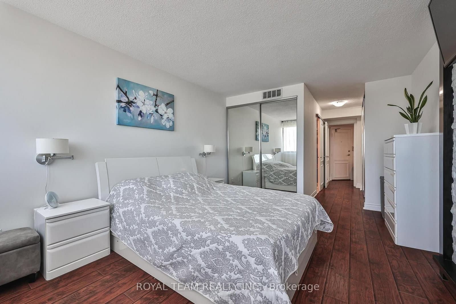 1333 Bloor Street, Unit 2004 thumbnail 20