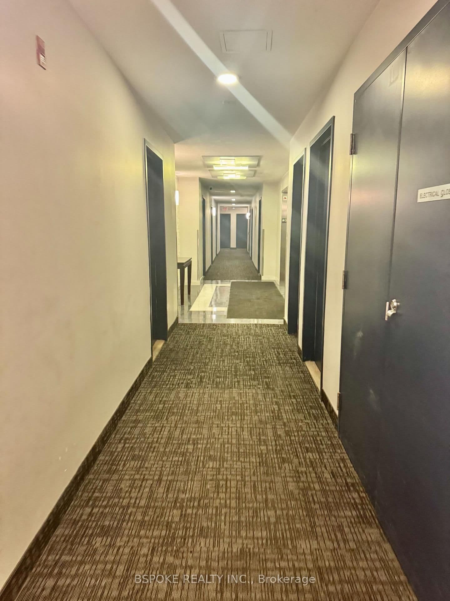 2464 Weston Road, Unit 808 thumbnail 4