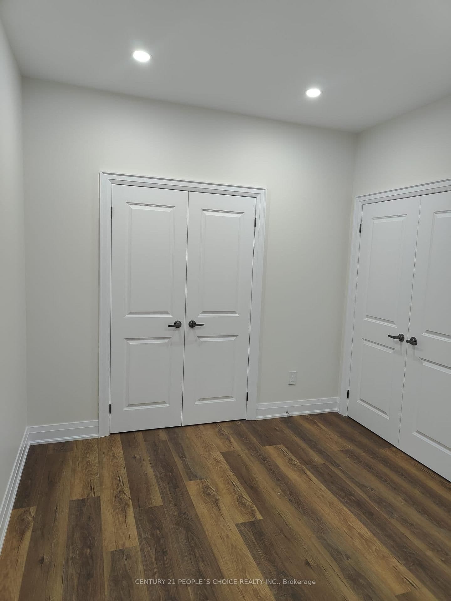 126 Degrey Drive thumbnail 4