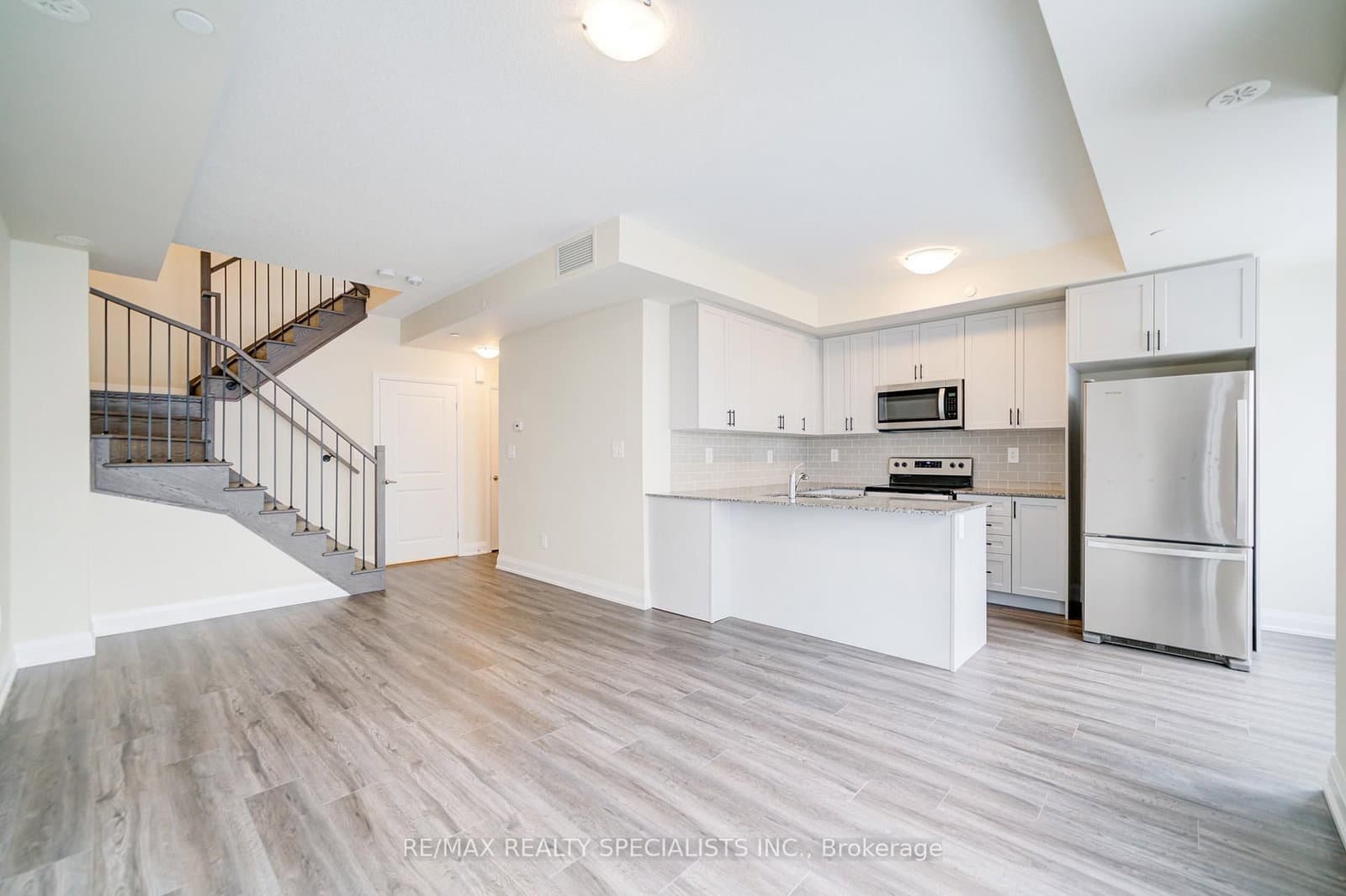 1573 Rose Way, Unit 108 thumbnail 11