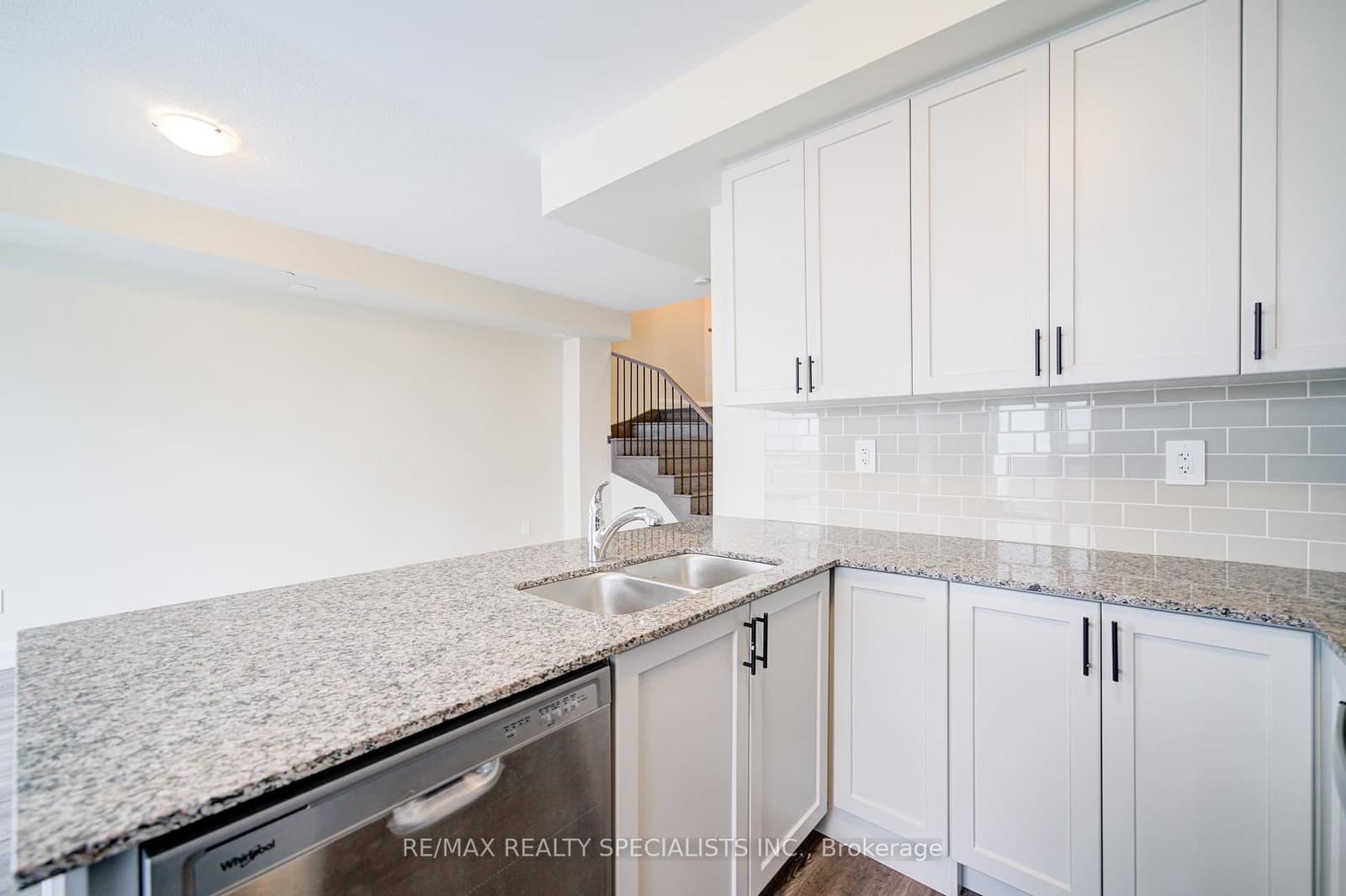 1573 Rose Way, Unit 108 thumbnail 17