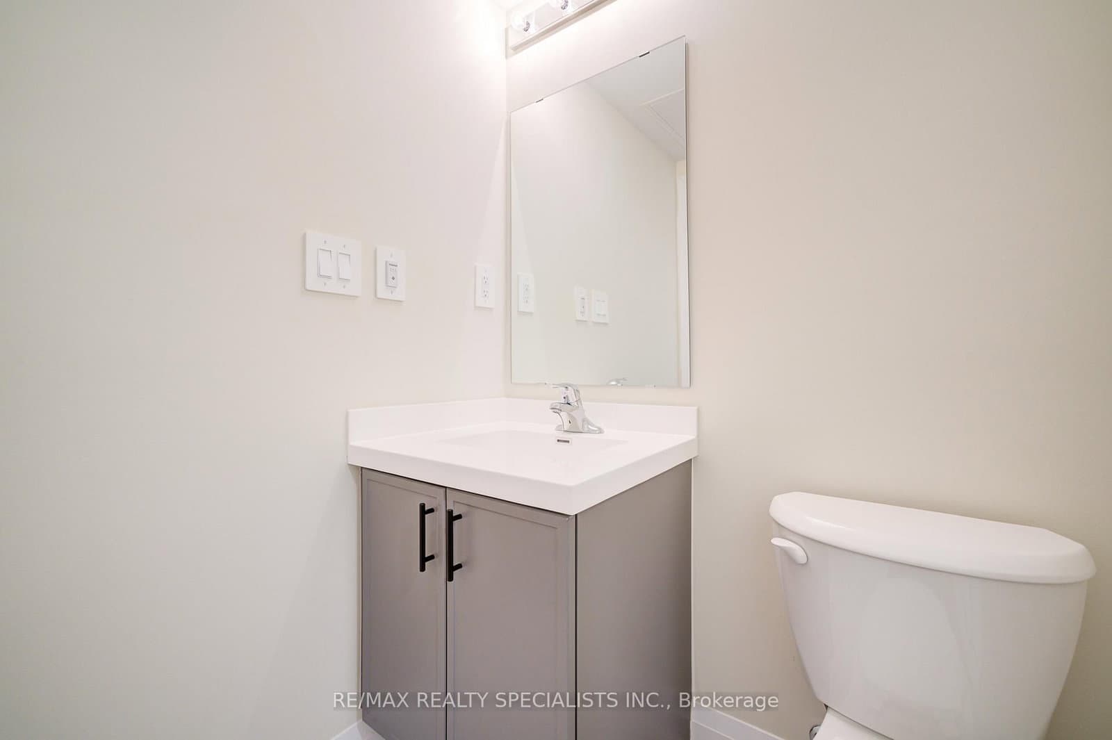1573 Rose Way, Unit 108 thumbnail 27