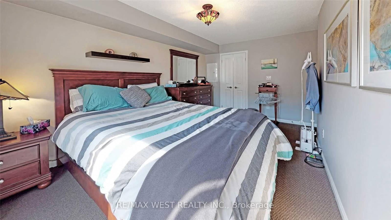 10 Foundry Avenue, Unit 240 thumbnail 22