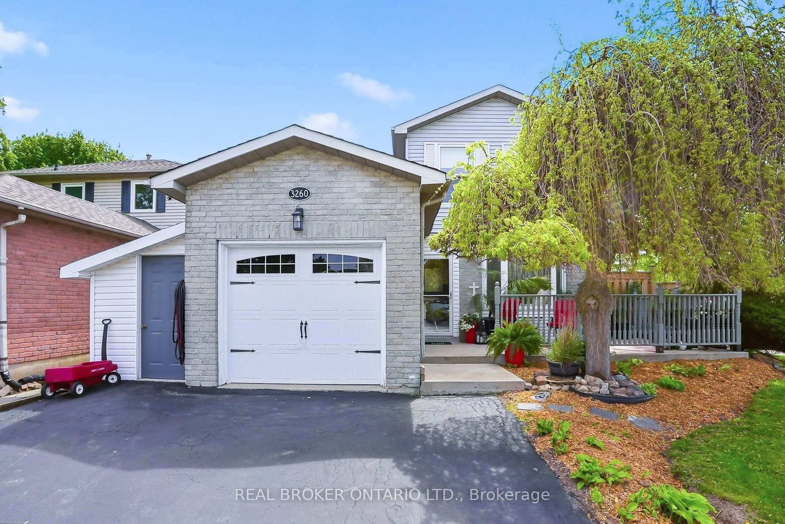 3260 Woodcroft Crescent thumbnail 43