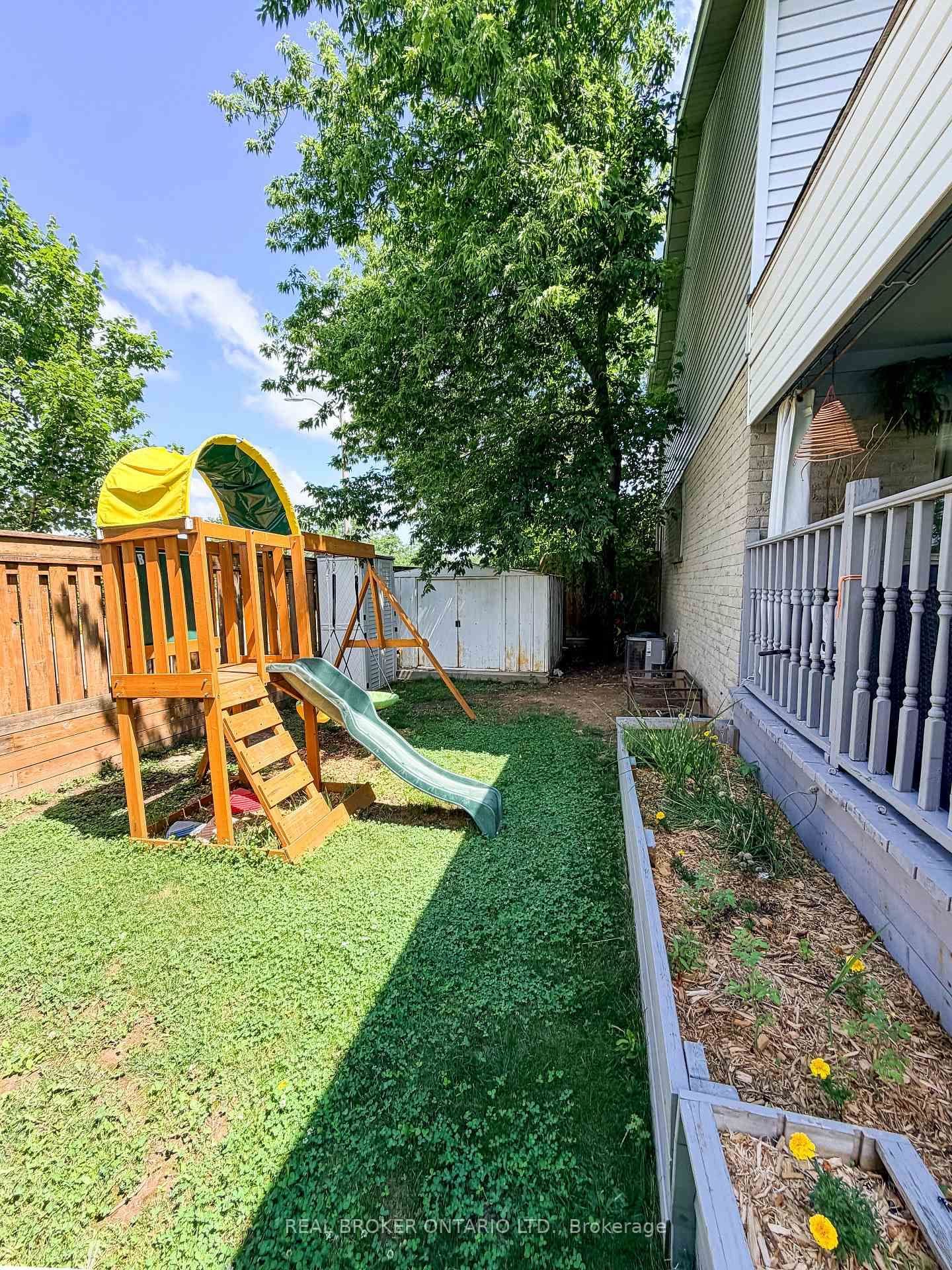 3260 Woodcroft Crescent thumbnail 49