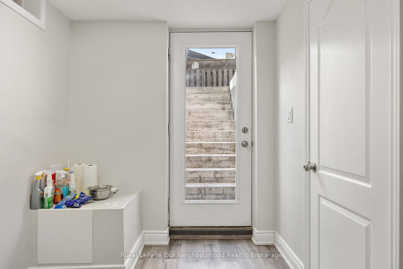 206 Sunny Meadow Boulevard, Unit Bsmt thumbnail 15