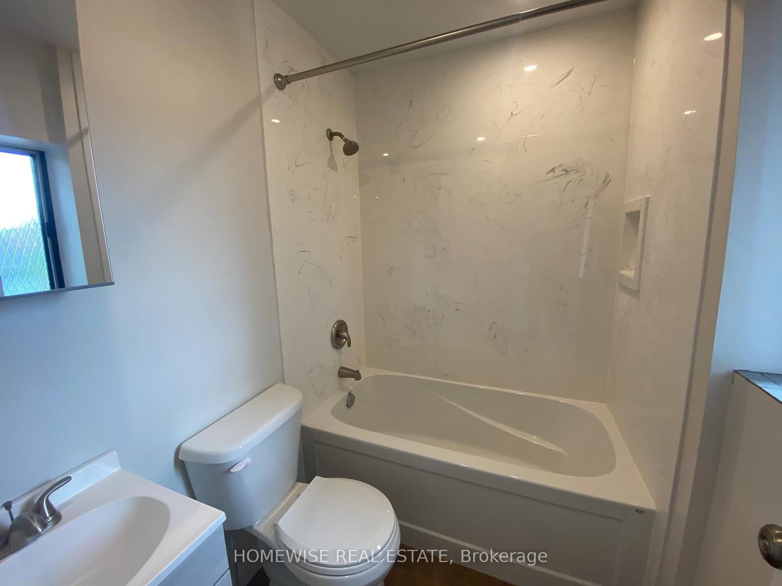 5 High Park Boulevard, Unit 302 thumbnail 9