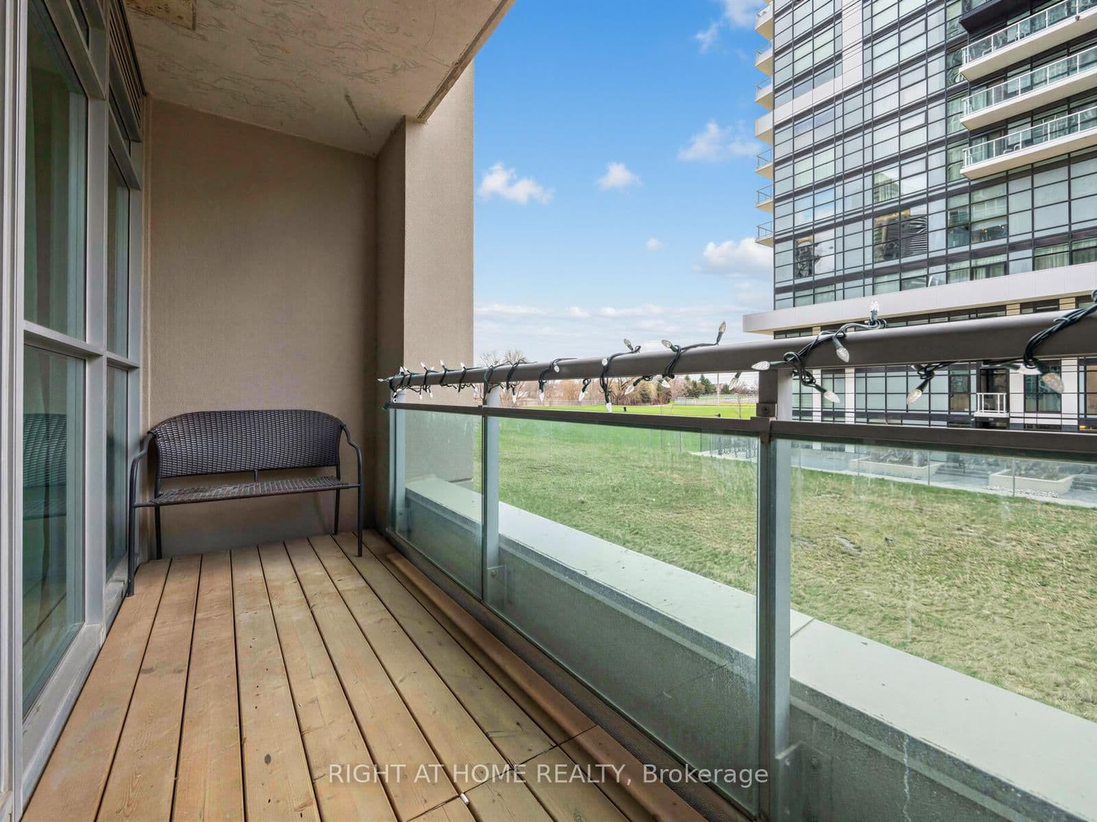 155 Legion Road N, Unit 208 thumbnail 15