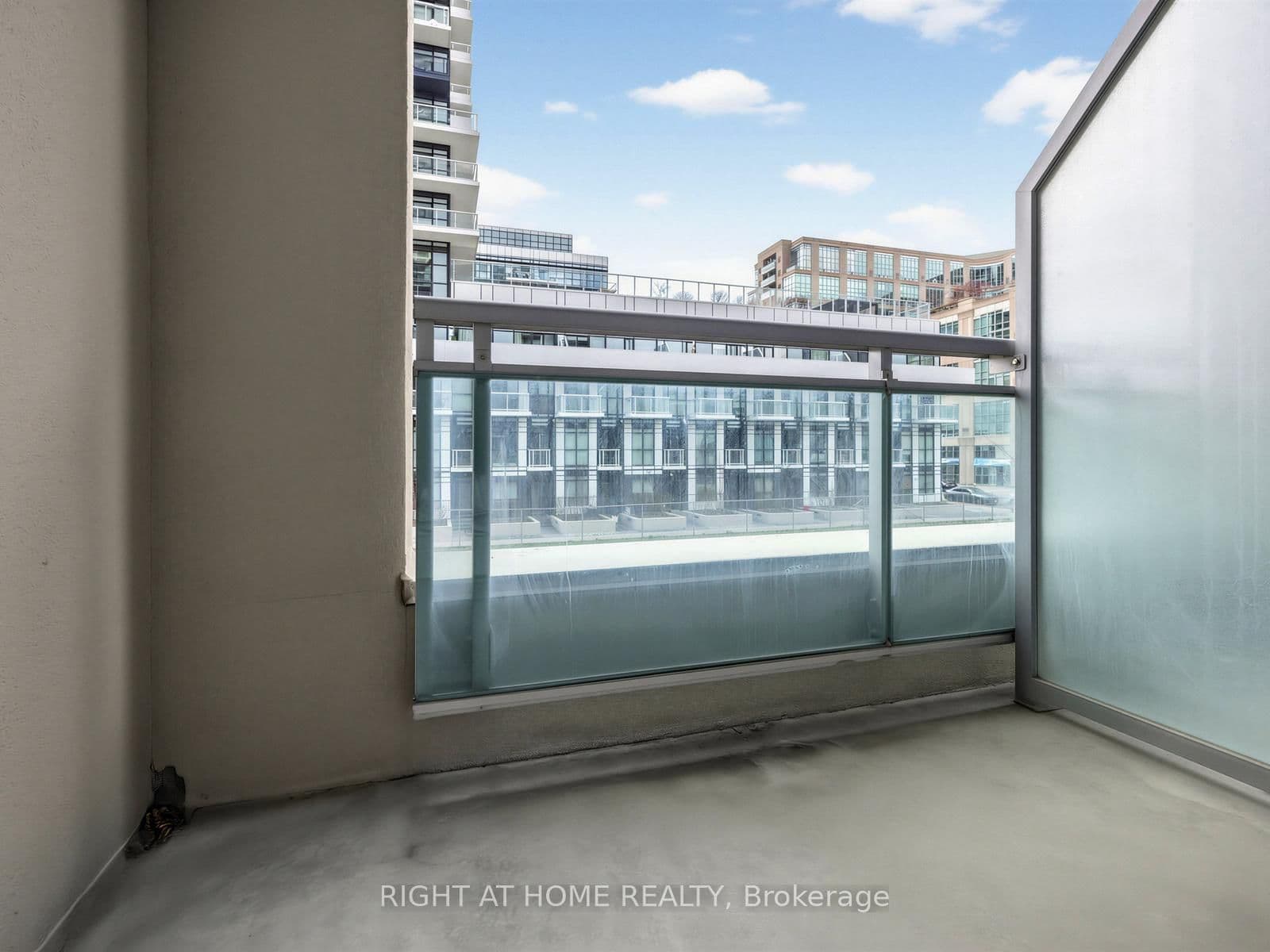 155 Legion Road N, Unit 208 thumbnail 21
