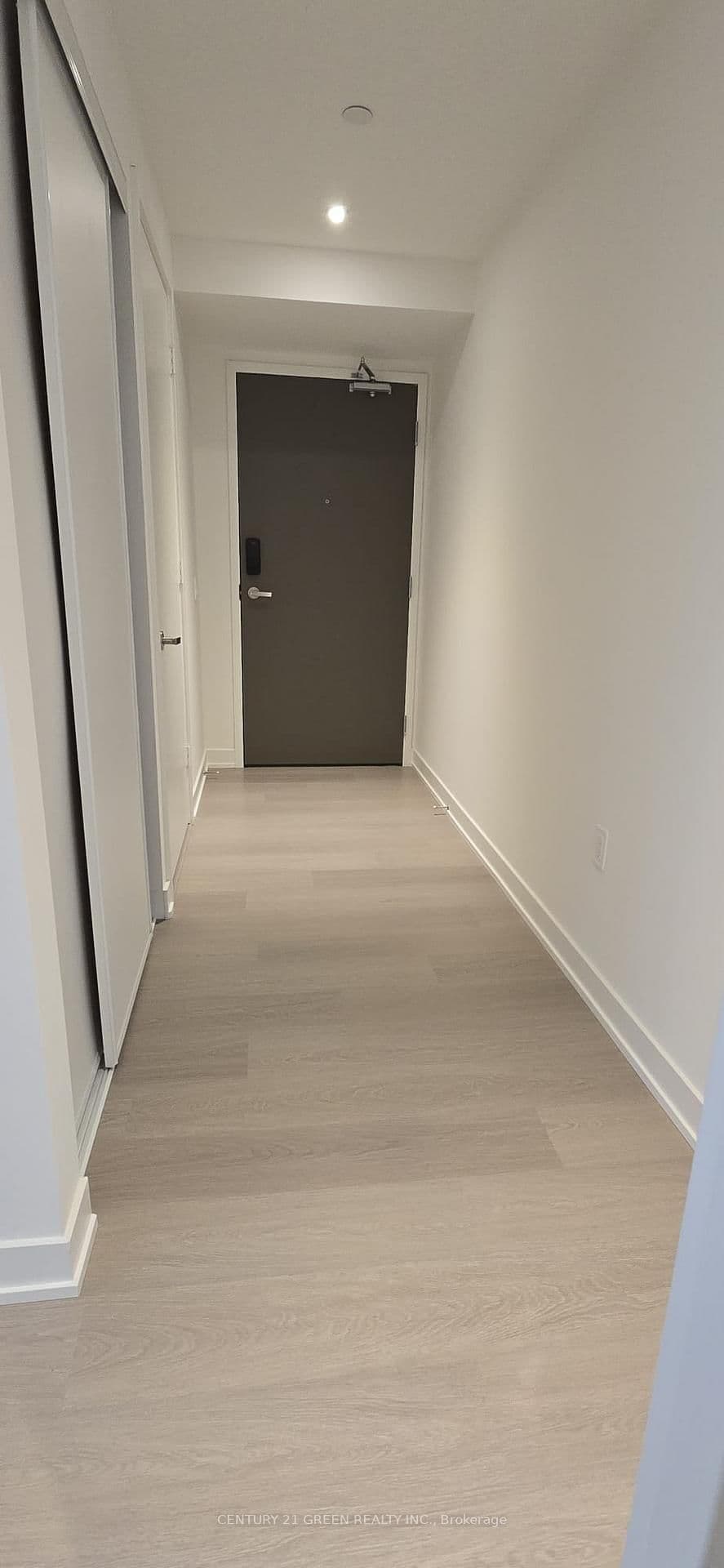 448 Burnhamthorpe Road W, Unit 1601