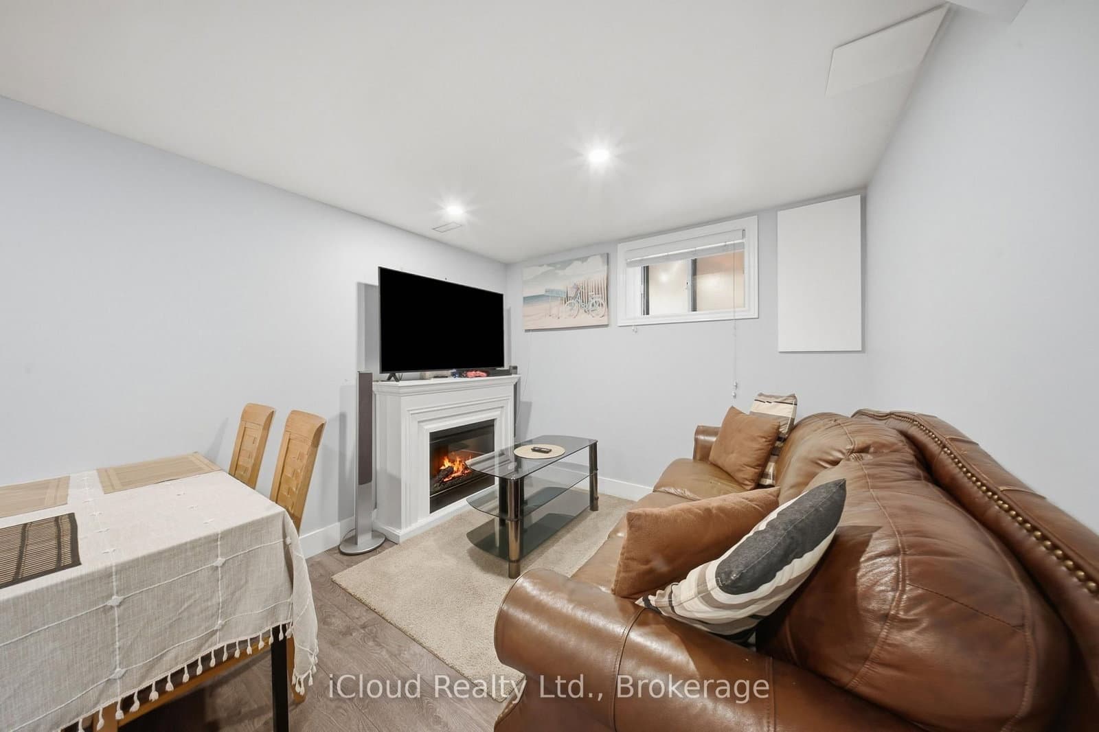 1226 Lansdowne Avenue, Unit Basement thumbnail 6