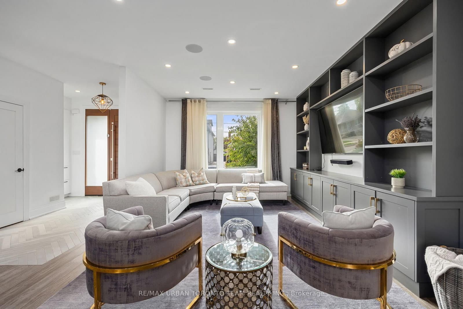 58 Manitoba Street thumbnail 9