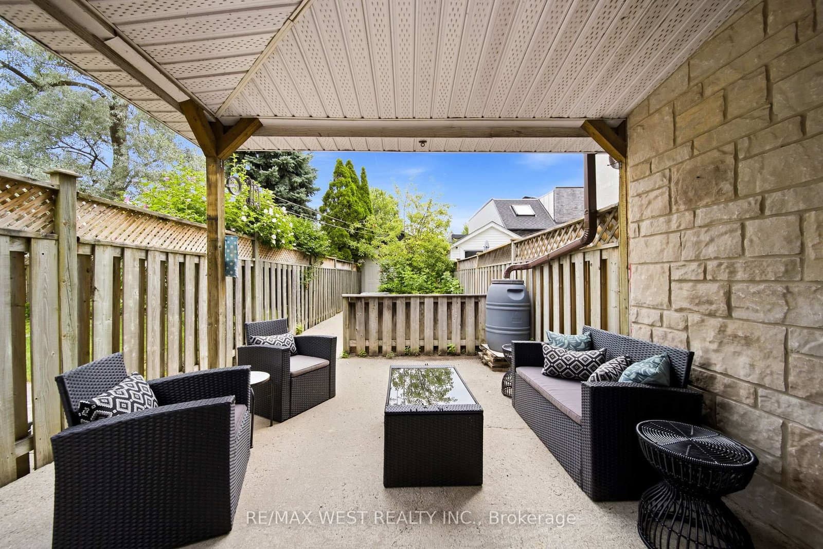 25 Batavia Avenue thumbnail 17