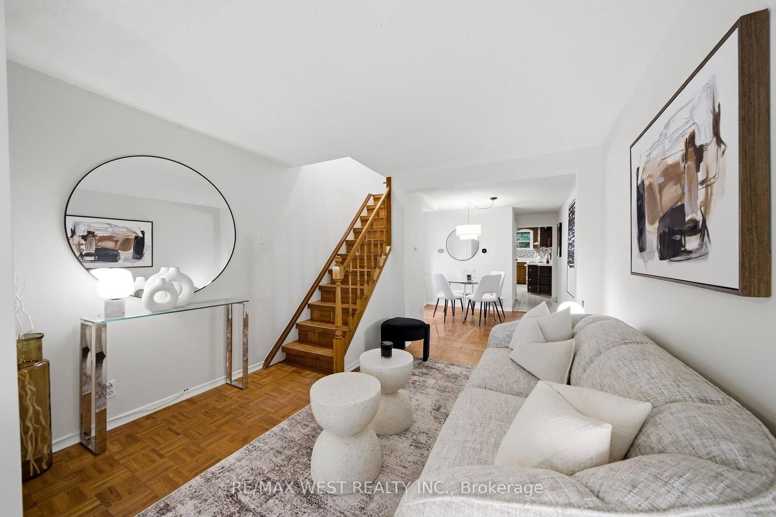 25 Batavia Avenue thumbnail 4