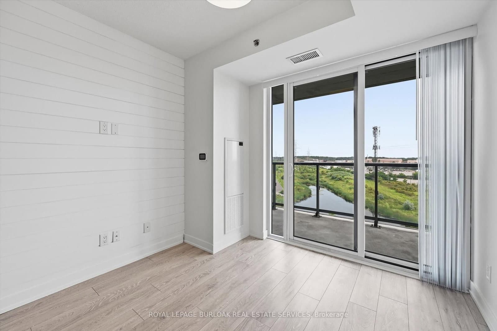 3200 Dakota Common, Unit B810 thumbnail 12