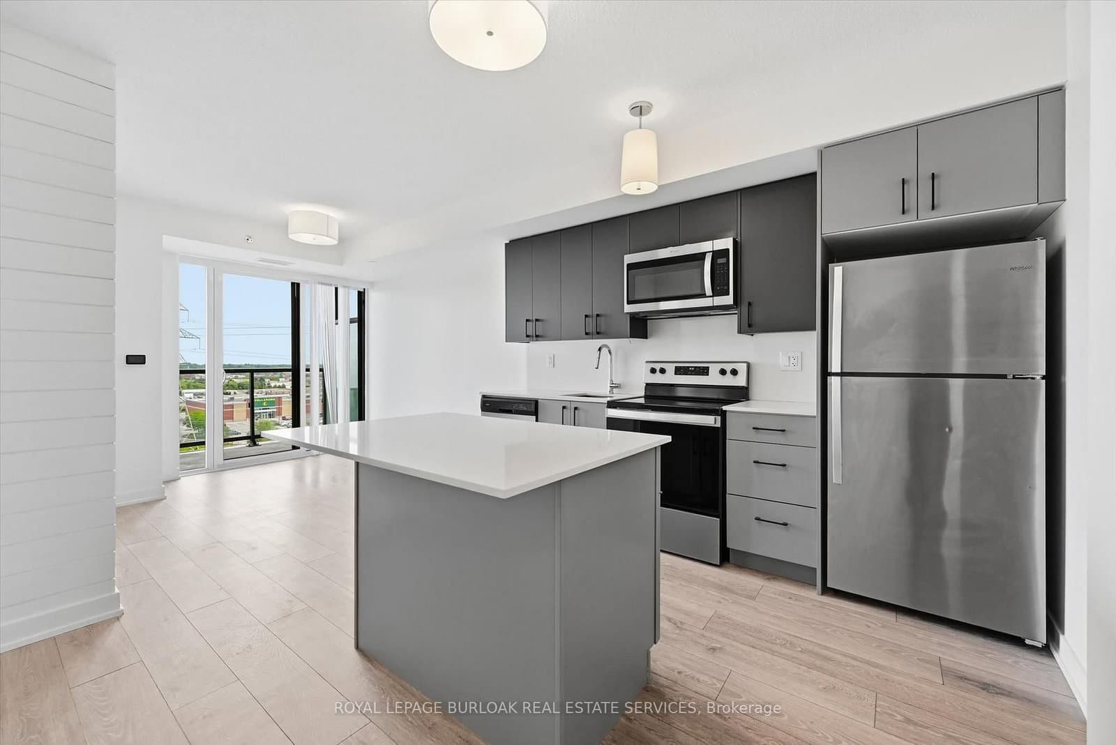 3200 Dakota Common, Unit B810 thumbnail 5