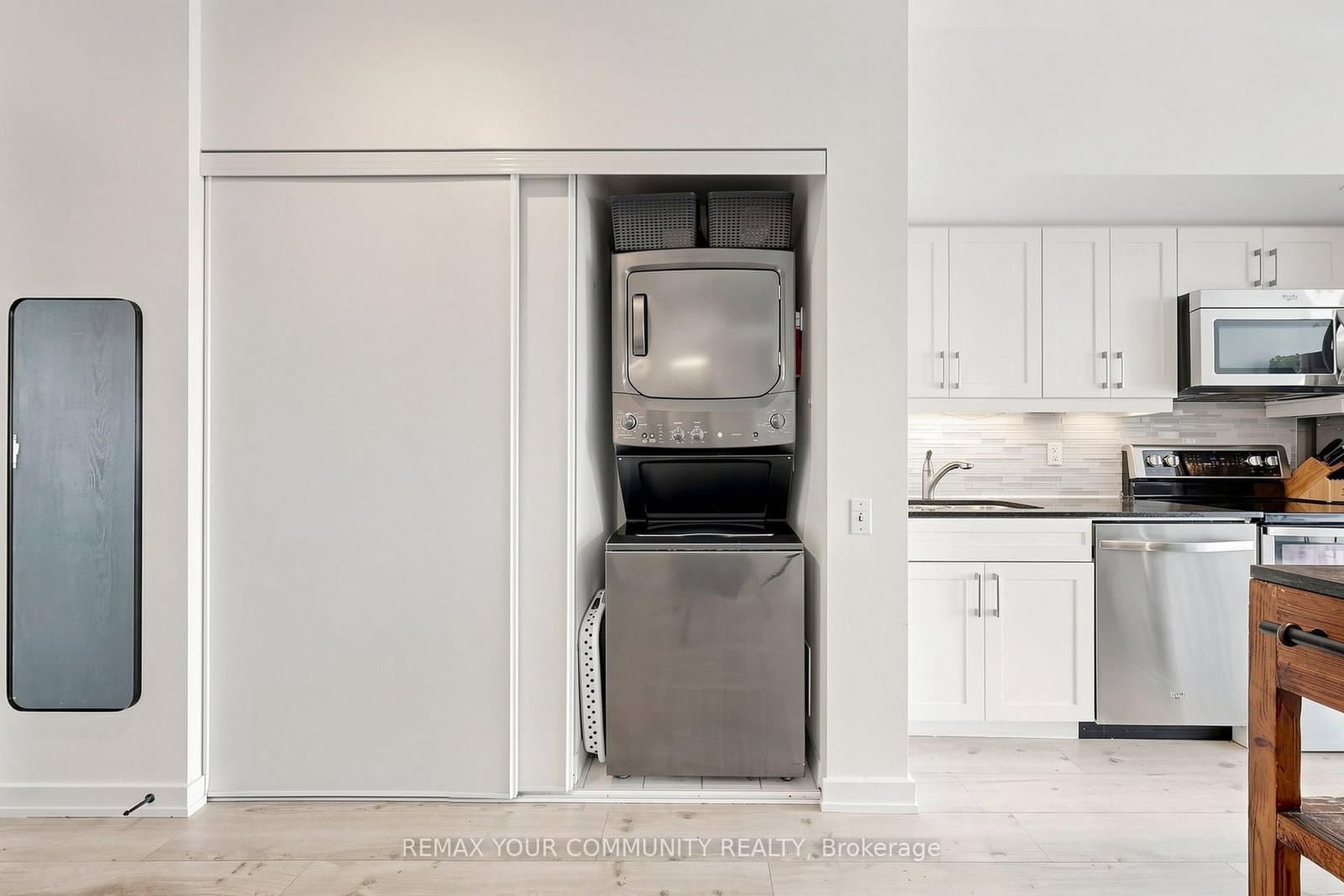 105 The Queensway Avenue, Unit 2304 thumbnail 27