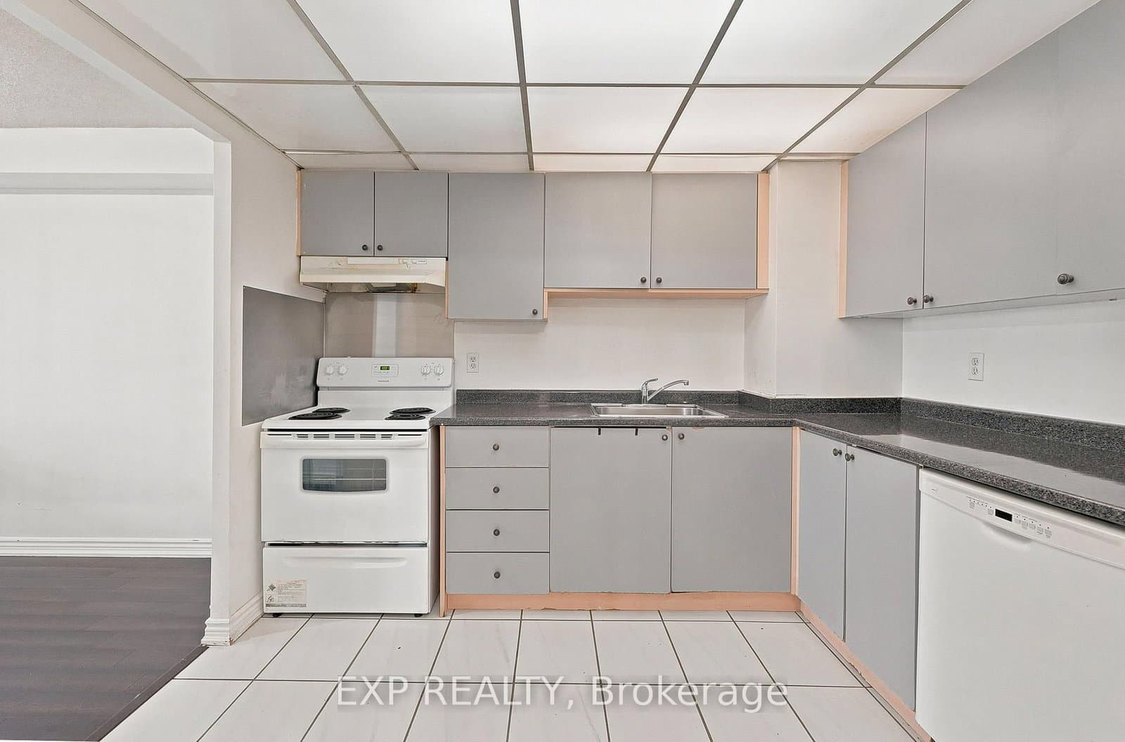 155 Hillcrest Avenue, Unit 1114 thumbnail 13