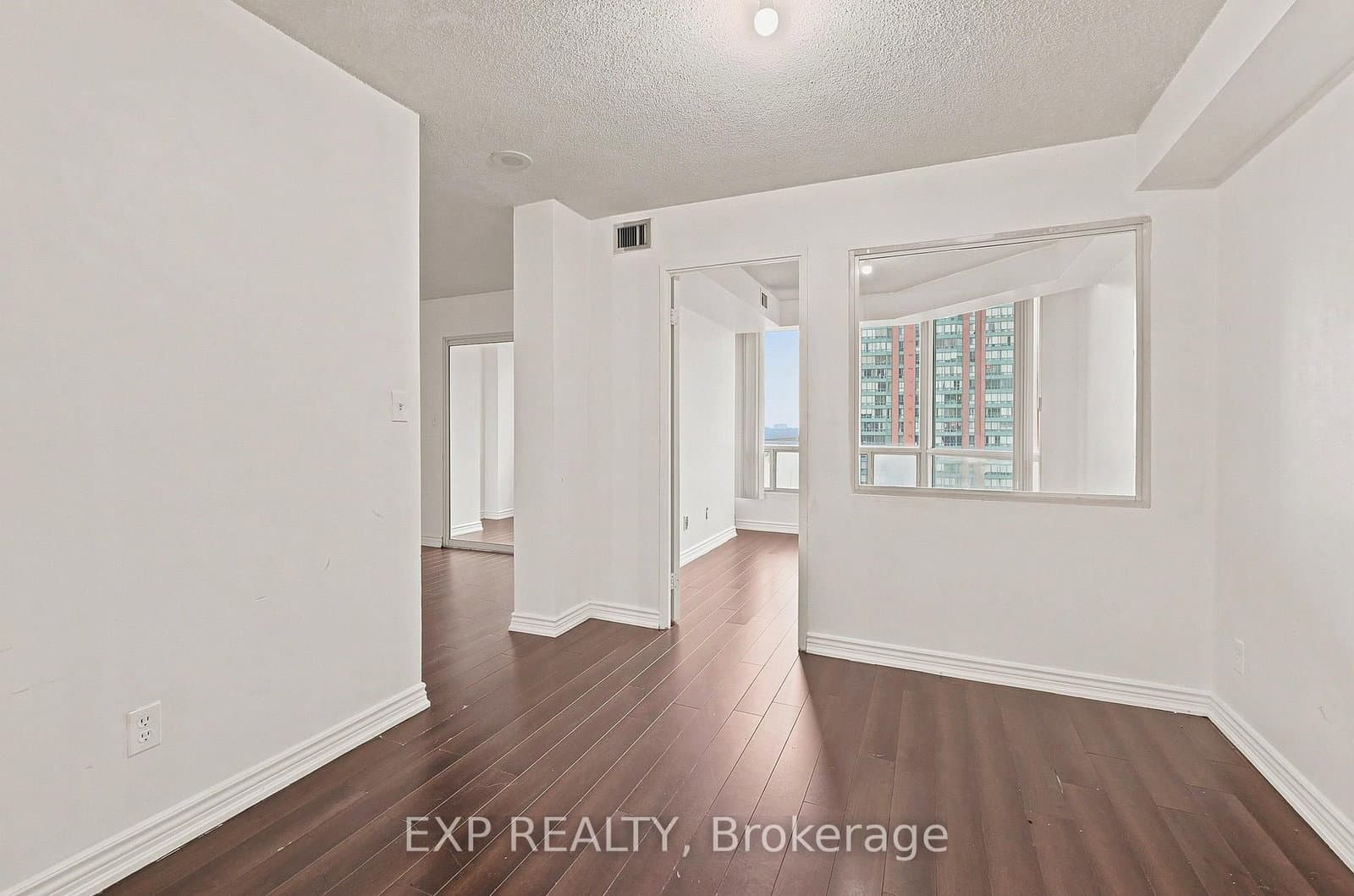155 Hillcrest Avenue, Unit 1114 thumbnail 17