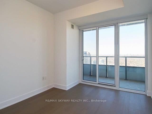 30 Shore Breeze Drive, Unit 4511 thumbnail 11