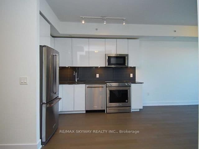 30 Shore Breeze Drive, Unit 4511 thumbnail 9