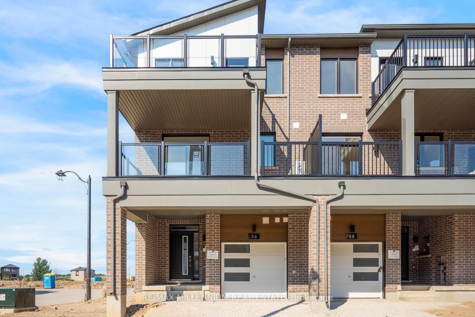 36 Thornbird Crescent, Unit Main - Image 1
