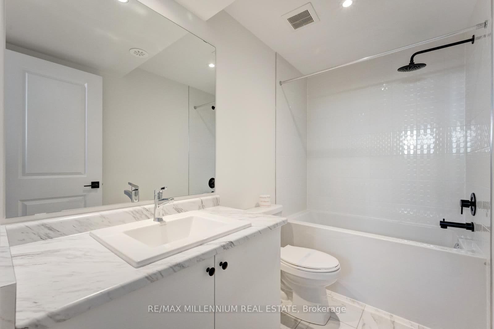36 Thornbird Crescent, Unit Main thumbnail 23