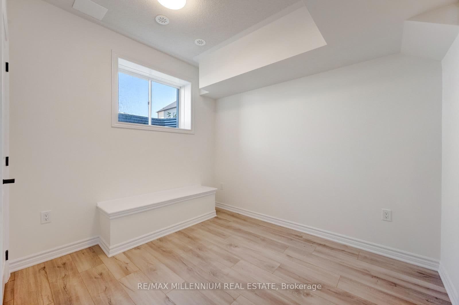 36 Thornbird Crescent, Unit Main thumbnail 27