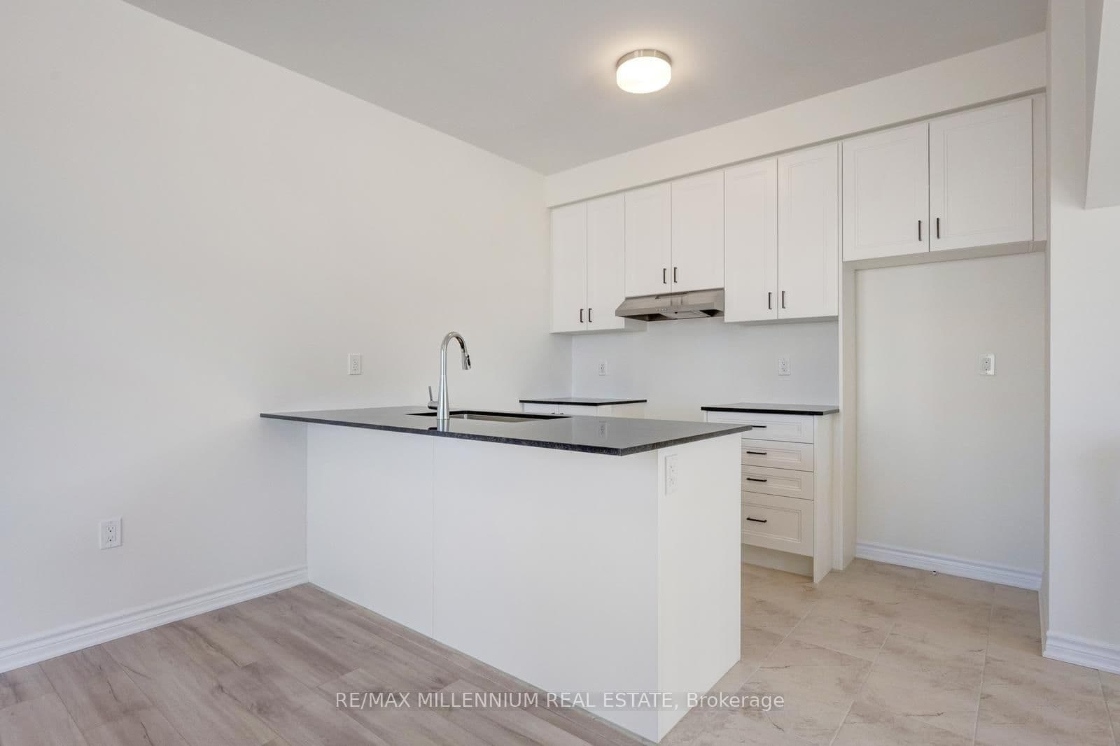 36 Thornbird Crescent, Unit Main thumbnail 34