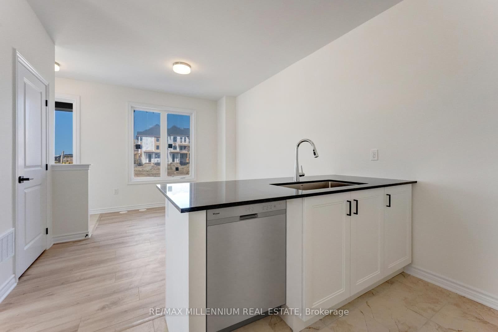 36 Thornbird Crescent, Unit Main thumbnail 45