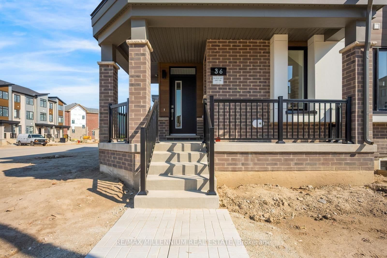 36 Thornbird Crescent, Unit Main thumbnail 7