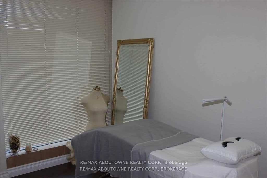 207 Cross Avenue, Unit B thumbnail 4