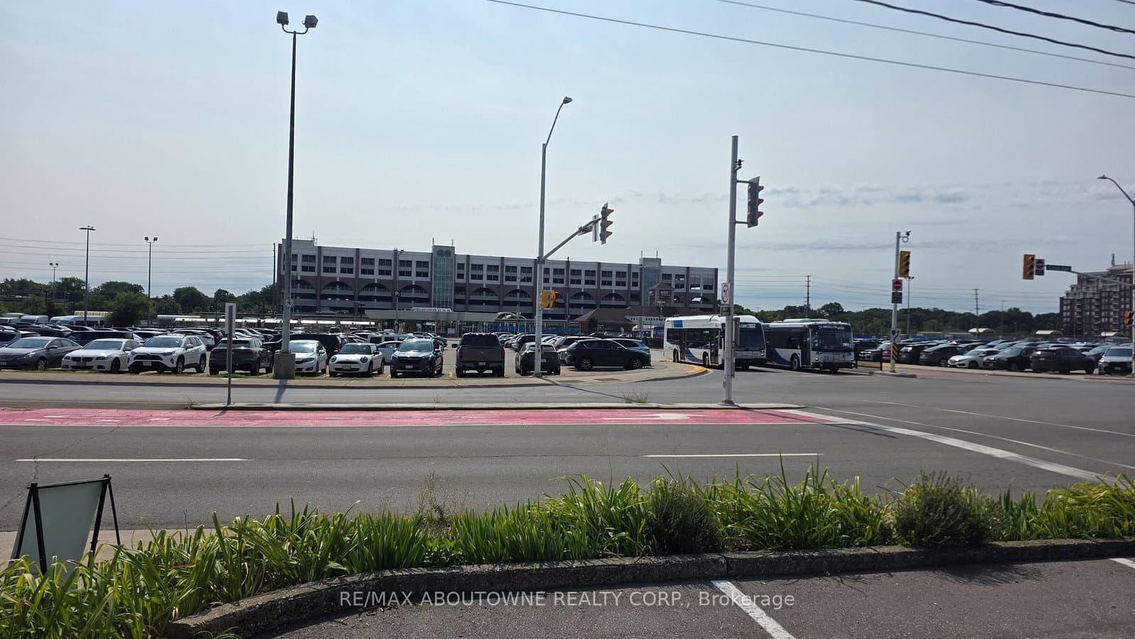 207 Cross Avenue, Unit B thumbnail 5