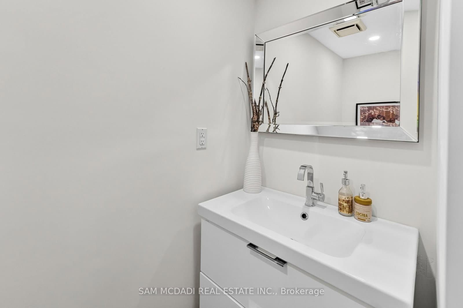 644 Sweetwater Place thumbnail 18