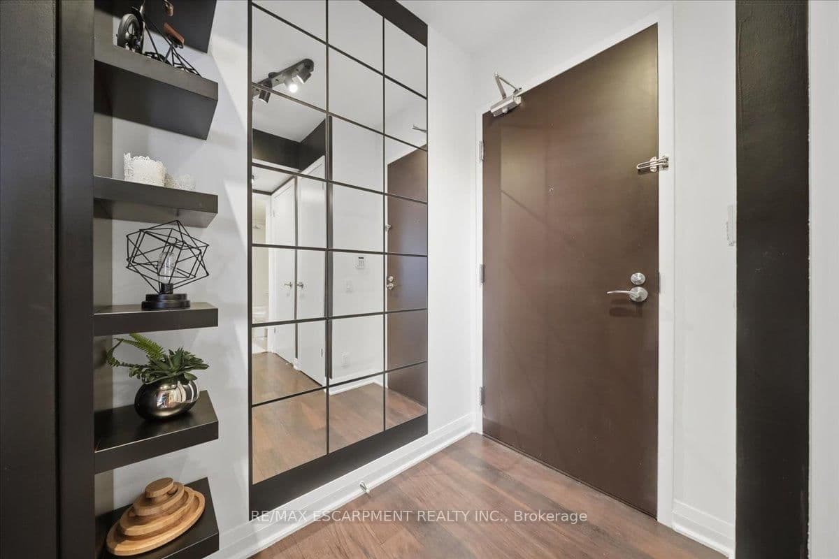 5 Valhalla Inn Road, Unit 2204 thumbnail 5