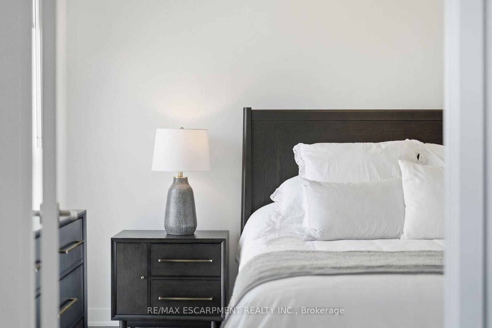 2007 James Street, Unit 1804 thumbnail 17