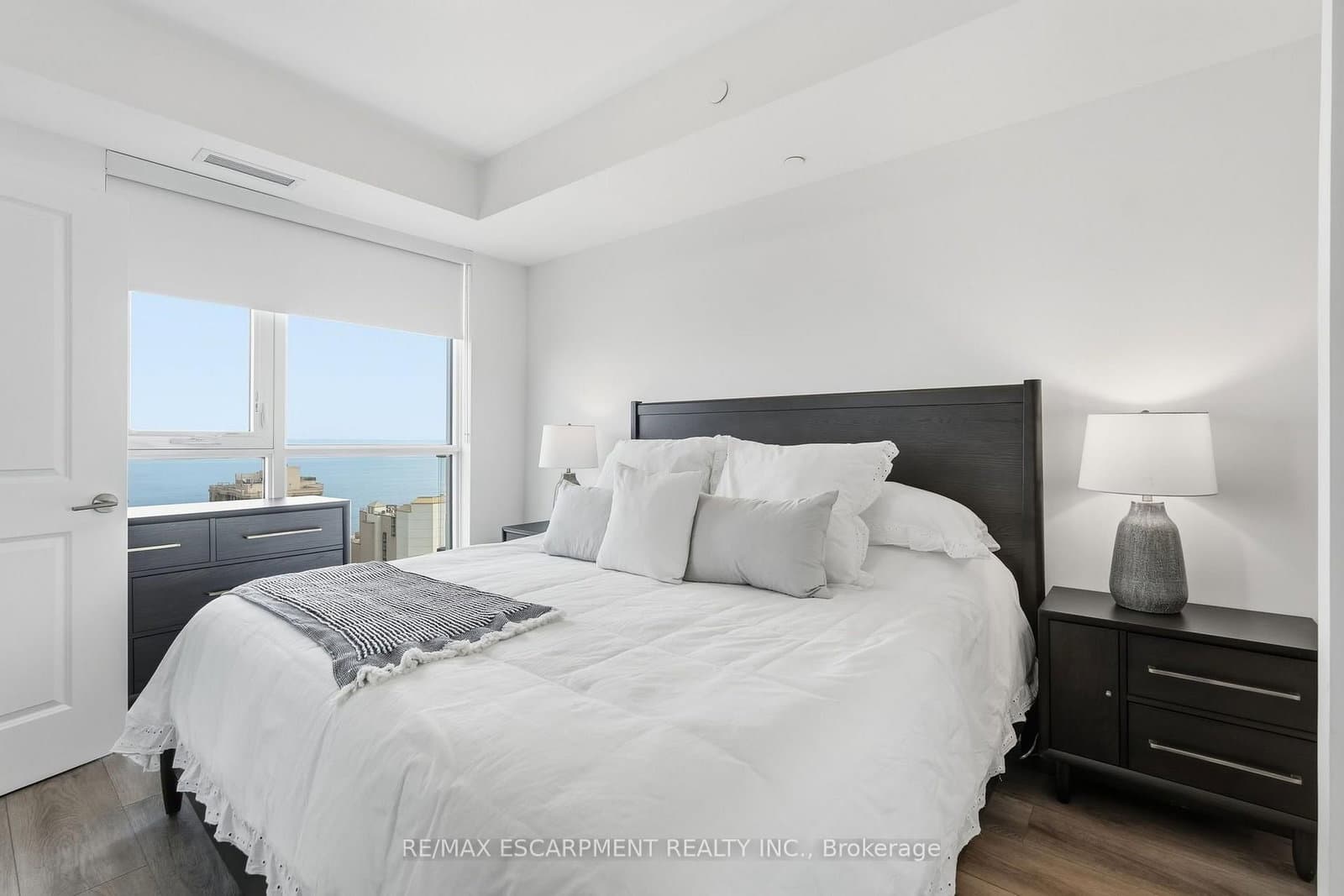 2007 James Street, Unit 1804 thumbnail 19
