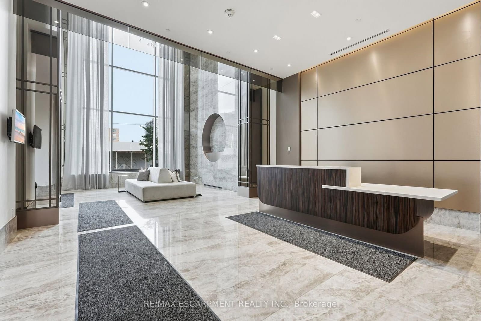2007 James Street, Unit 1804 thumbnail 6