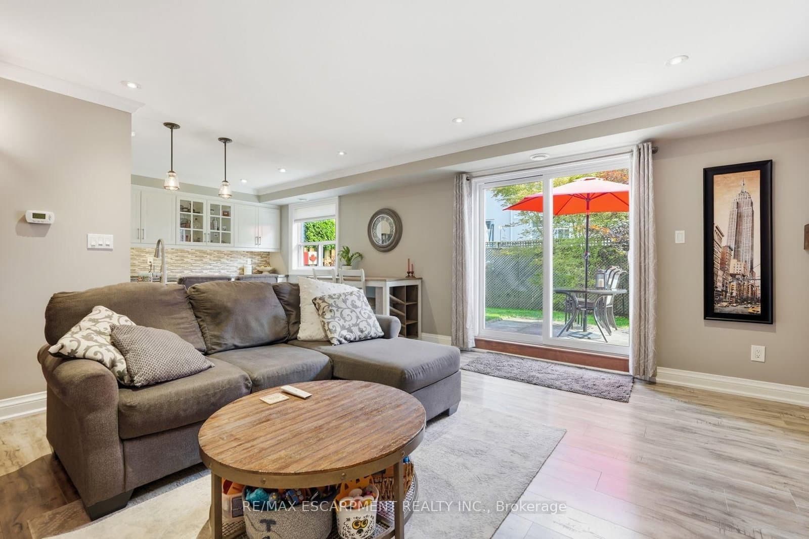 469 Claridge Road, Unit 6 thumbnail 11