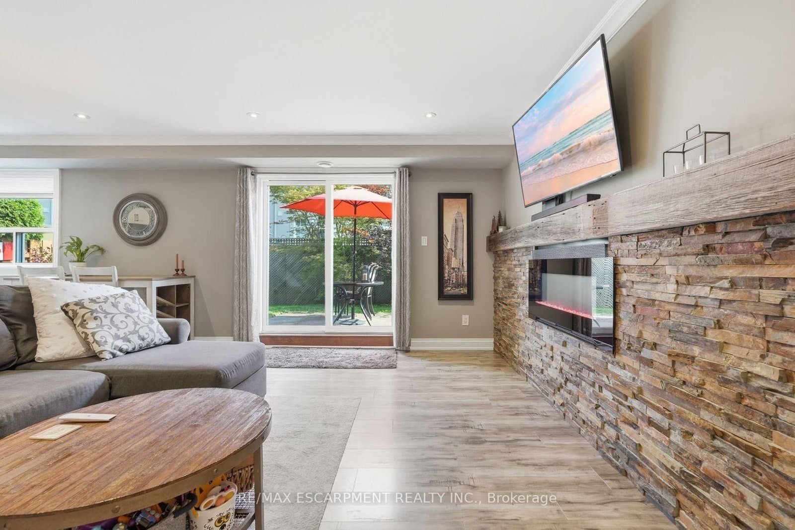 469 Claridge Road, Unit 6 thumbnail 13