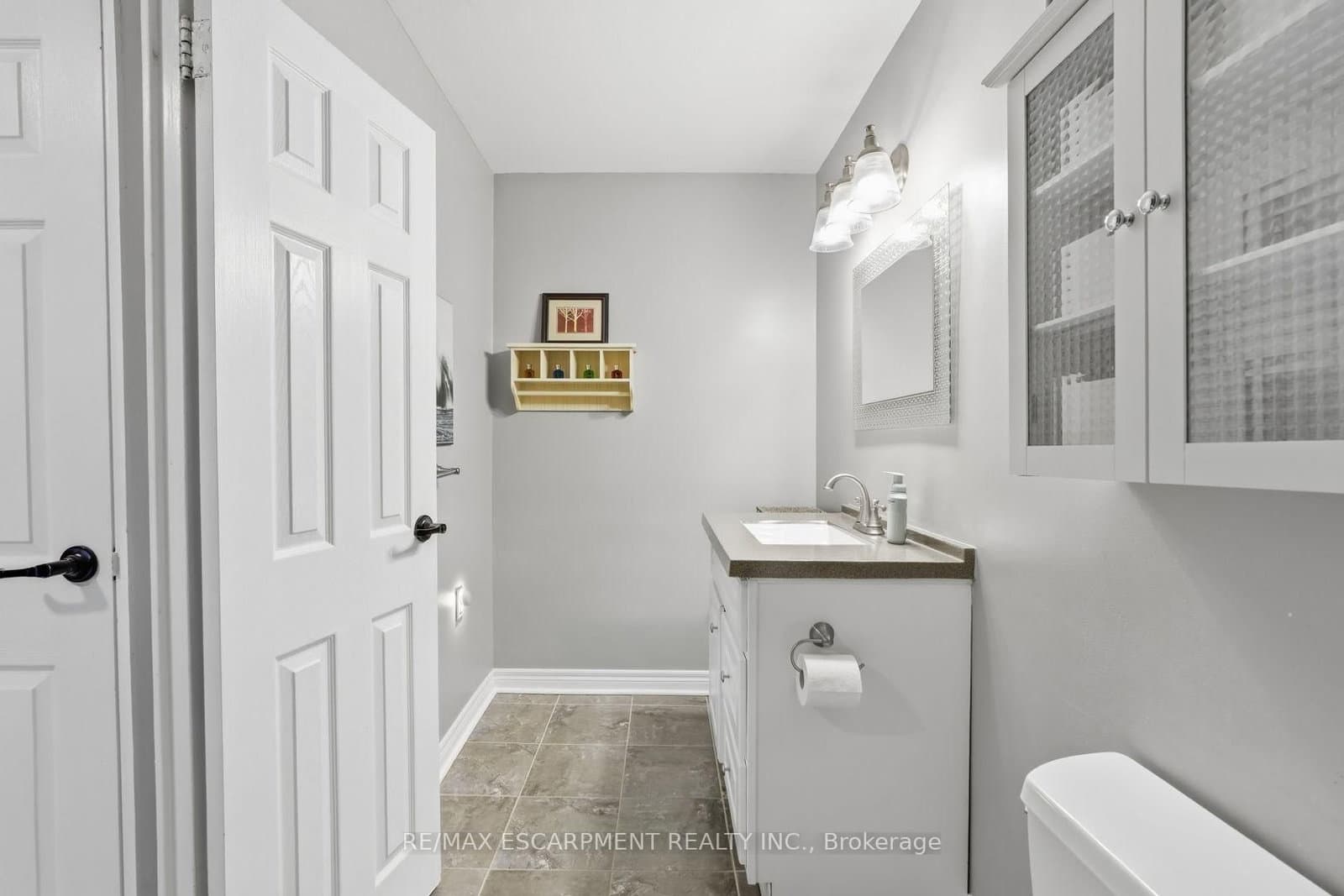 469 Claridge Road, Unit 6 thumbnail 24