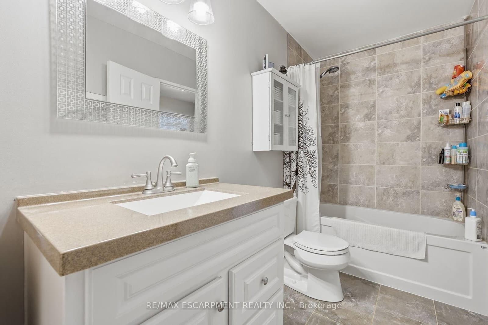 469 Claridge Road, Unit 6 thumbnail 25